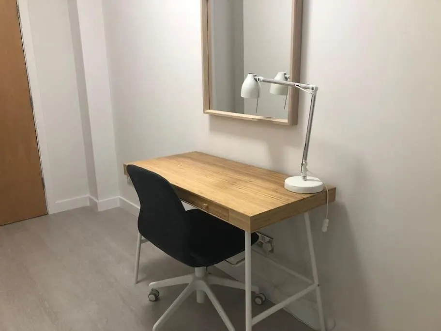Stunning Apartment In Leeds- Financial District